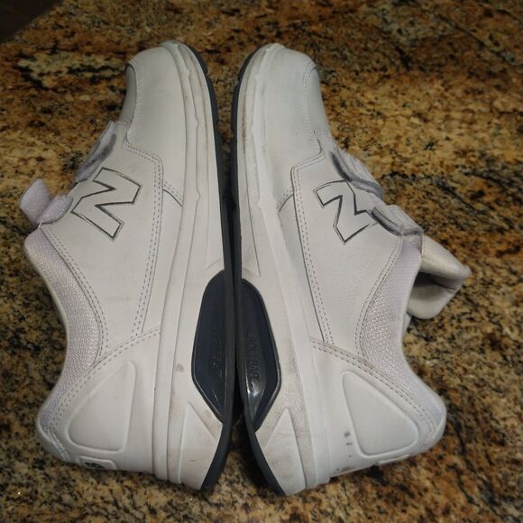 New Balance 813 White Men's Casual Hook and Loop Strap Sneakers MW813HWT Size 9 - Picture 7 of 12